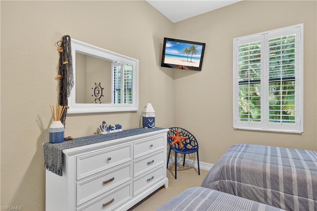 7399 ACORN WAY, NAPLES