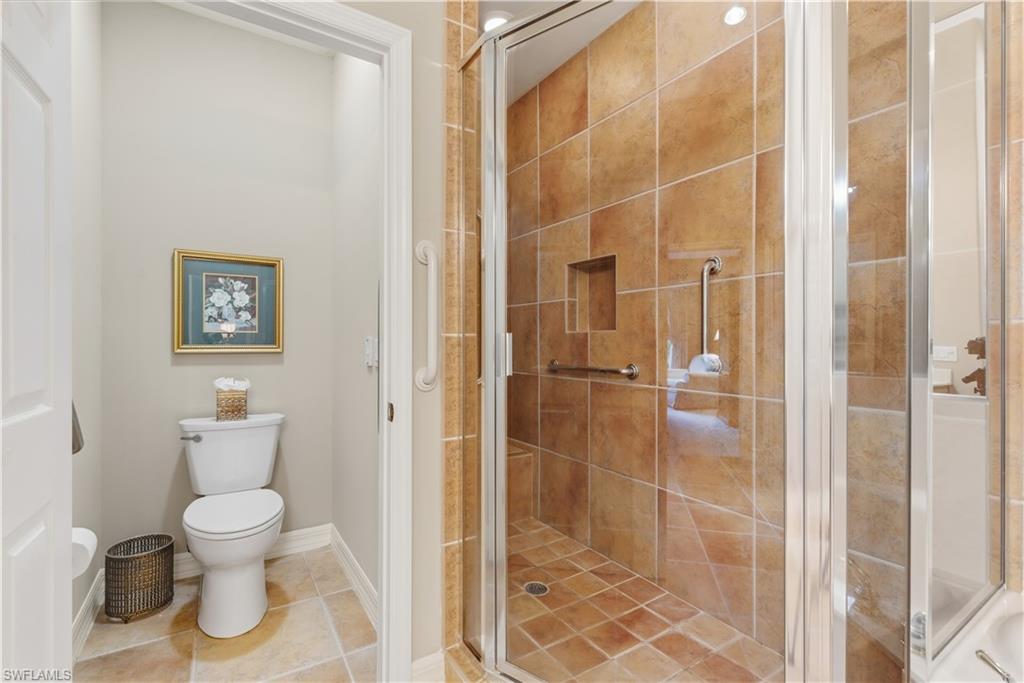 8390 Big Acorn CIR # 11C, NAPLES Unit: 11C