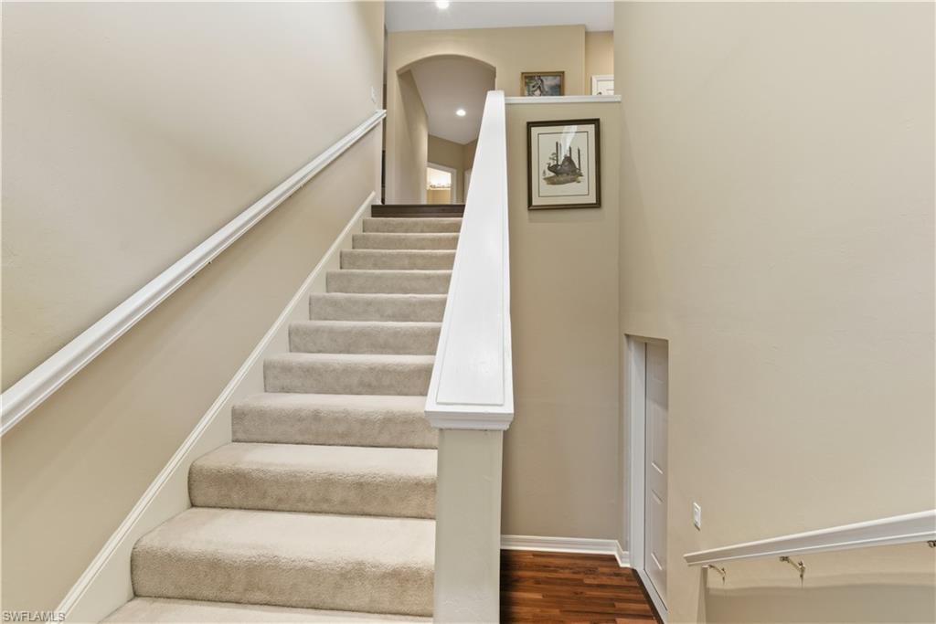 8390 Big Acorn CIR # 11C, NAPLES Unit: 11C