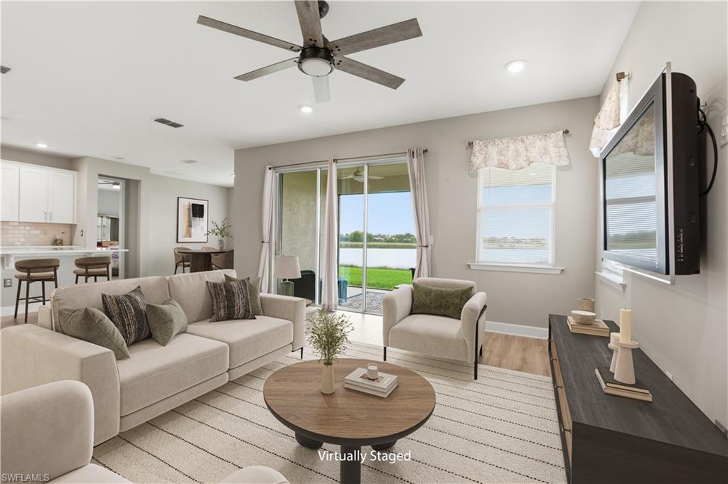 2055 Grove DR, NAPLES