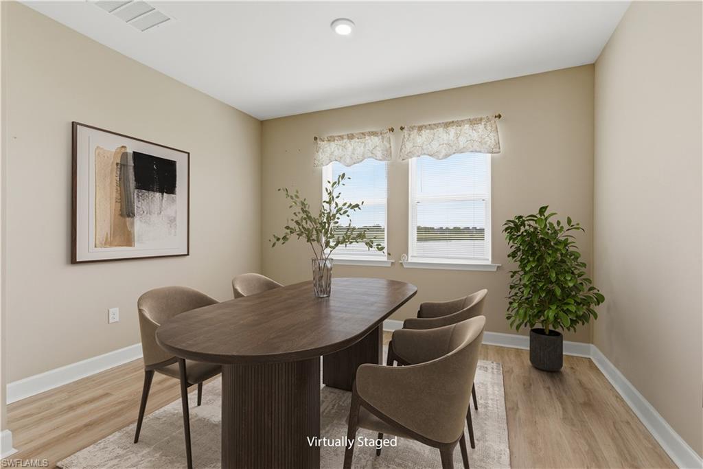 2055 Grove DR, NAPLES