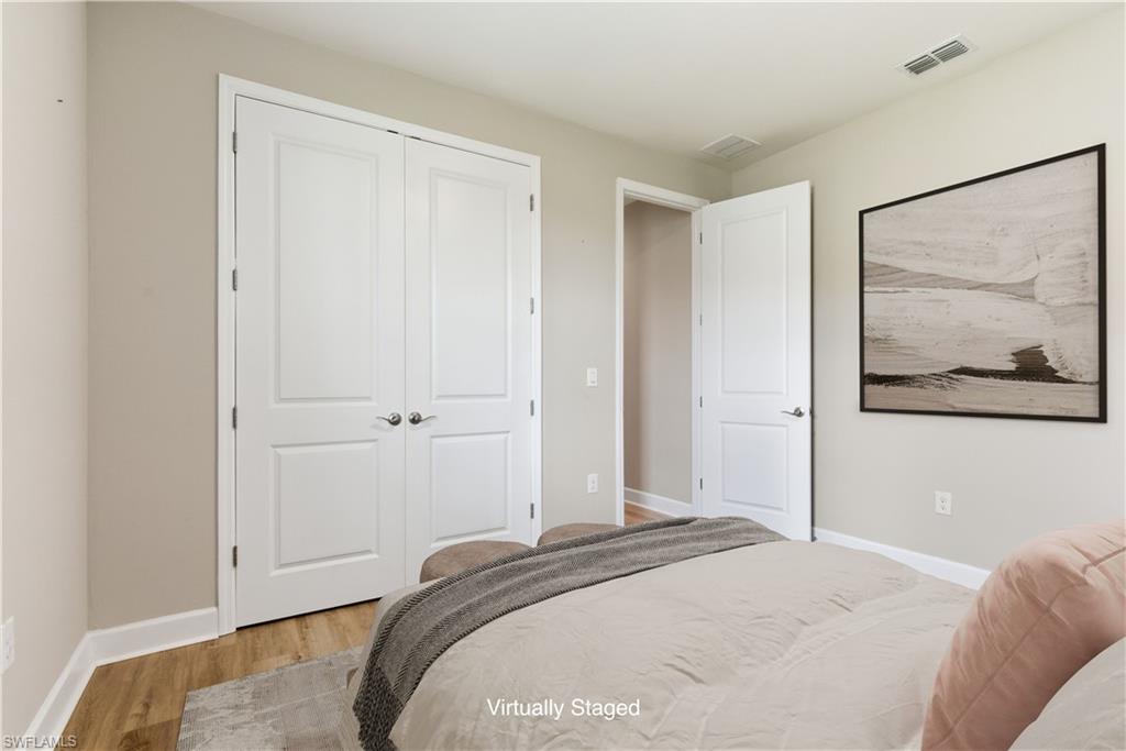 2055 Grove DR, NAPLES