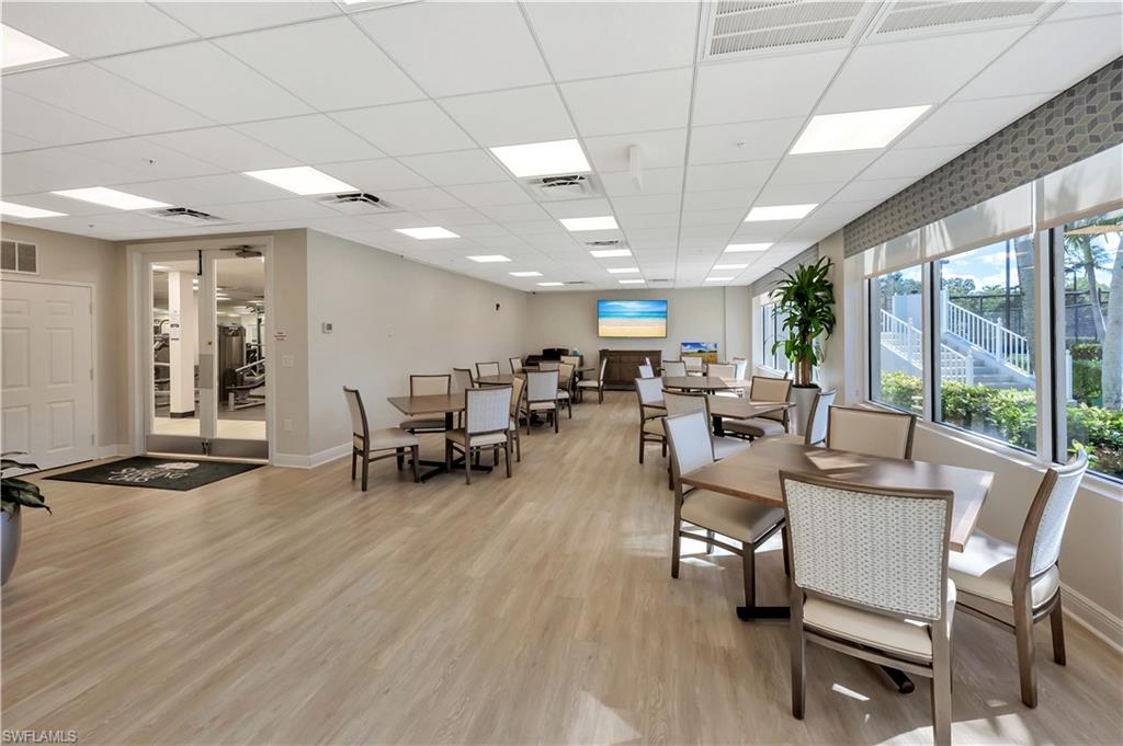 15063 Sterling Oaks DR, NAPLES