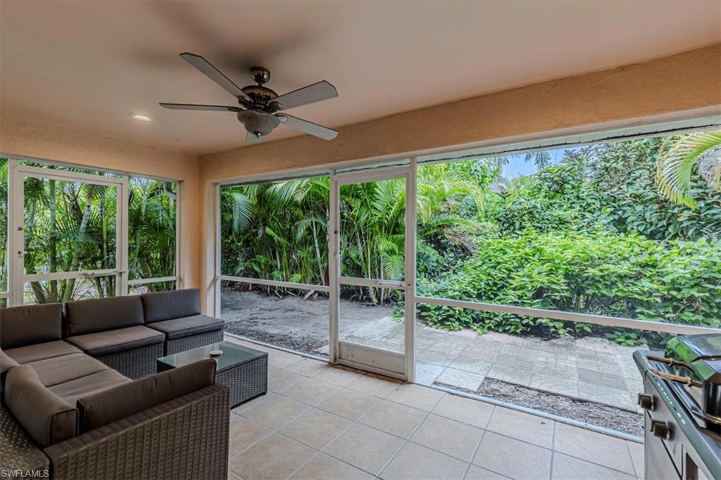 3609 CORINTHIAN WAY, NAPLES