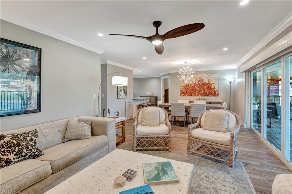 300 Palm DR # 402, NAPLES Unit: 402