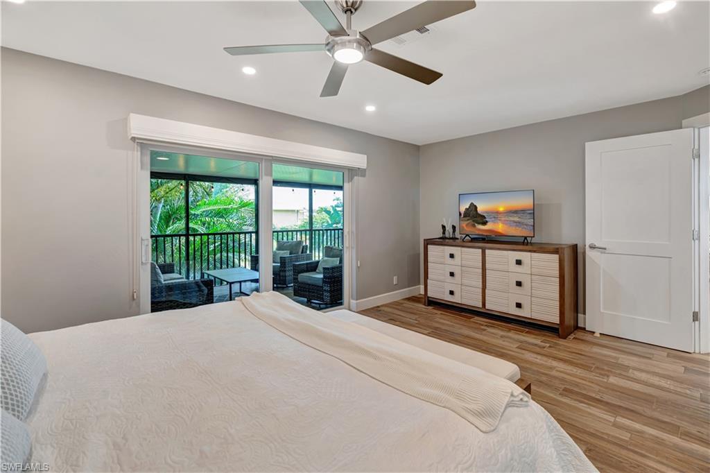 300 Palm DR # 402, NAPLES Unit: 402