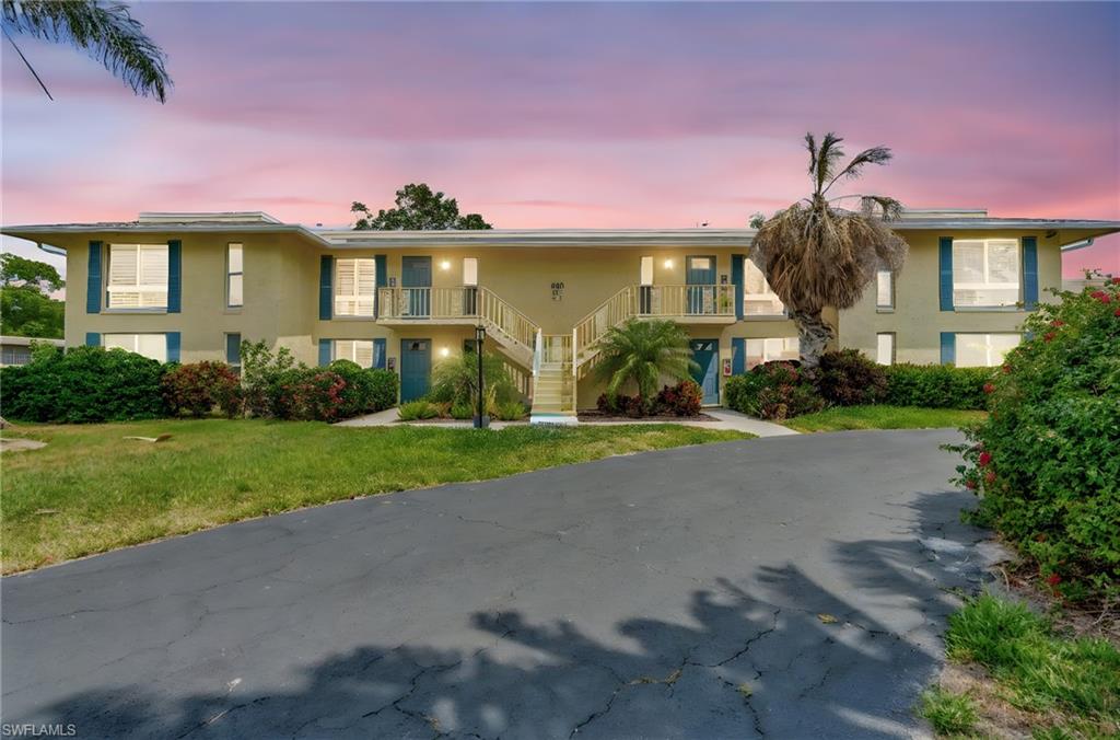 300 Palm DR # 402, NAPLES Unit: 402