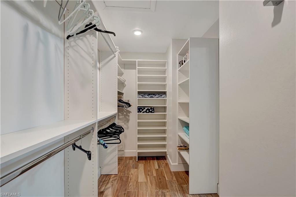 300 Palm DR # 402, NAPLES Unit: 402