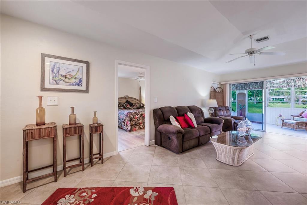 736 Charlemagne BLVD, NAPLES