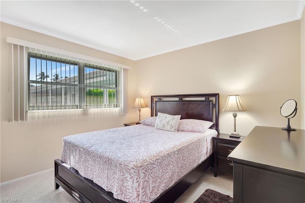 750 Mooring Line DR # 105, NAPLES Unit: 105