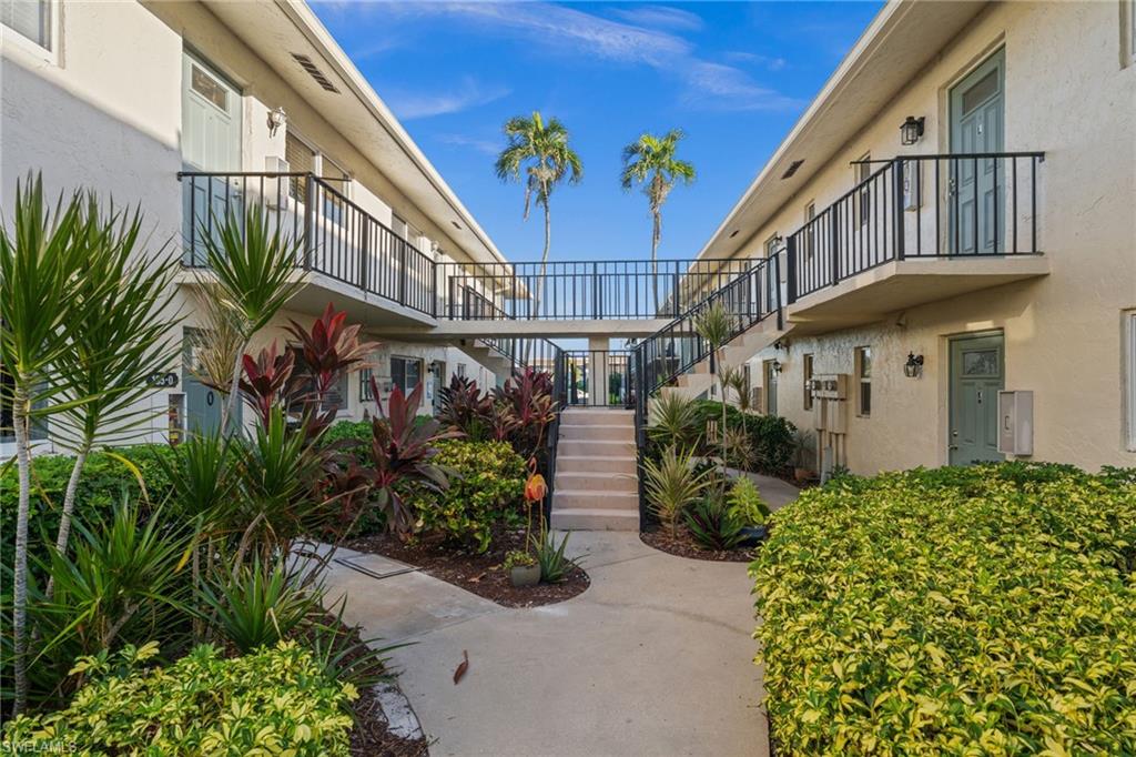 185 PALM DR # P, NAPLES Unit: P