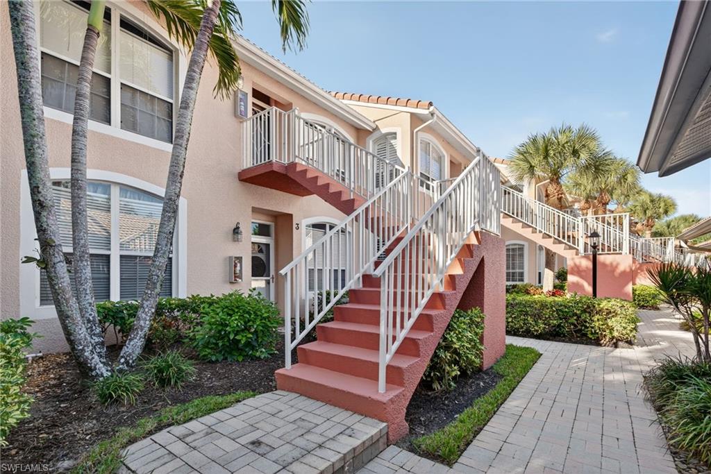 2100 Cascades DR # 4904, NAPLES Unit: 4904