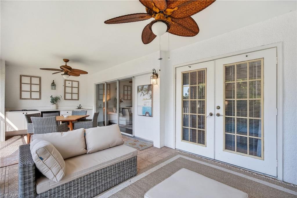 2100 Cascades DR # 4904, NAPLES Unit: 4904