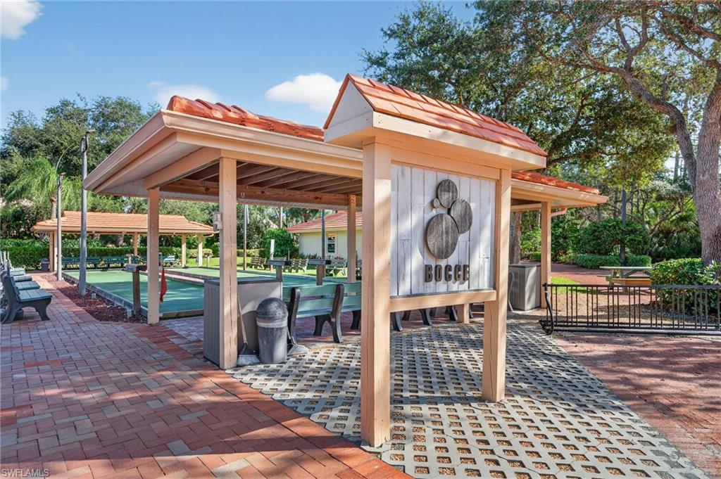 2100 Cascades DR # 4904, NAPLES Unit: 4904