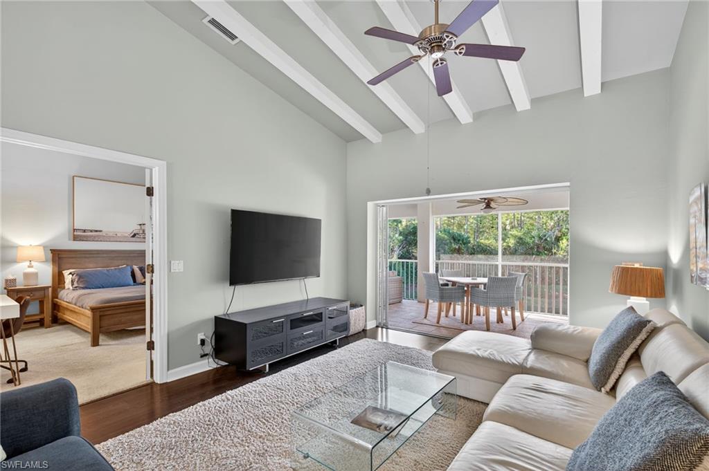 2100 Cascades DR # 4904, NAPLES Unit: 4904