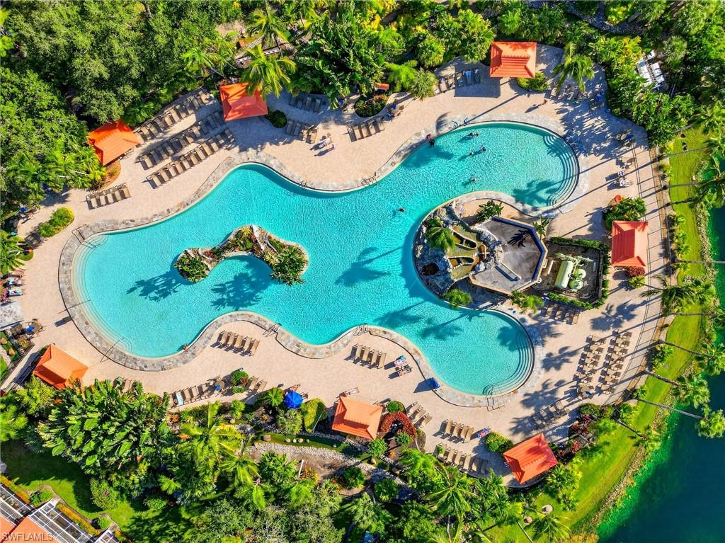 2100 Cascades DR # 4904, NAPLES Unit: 4904