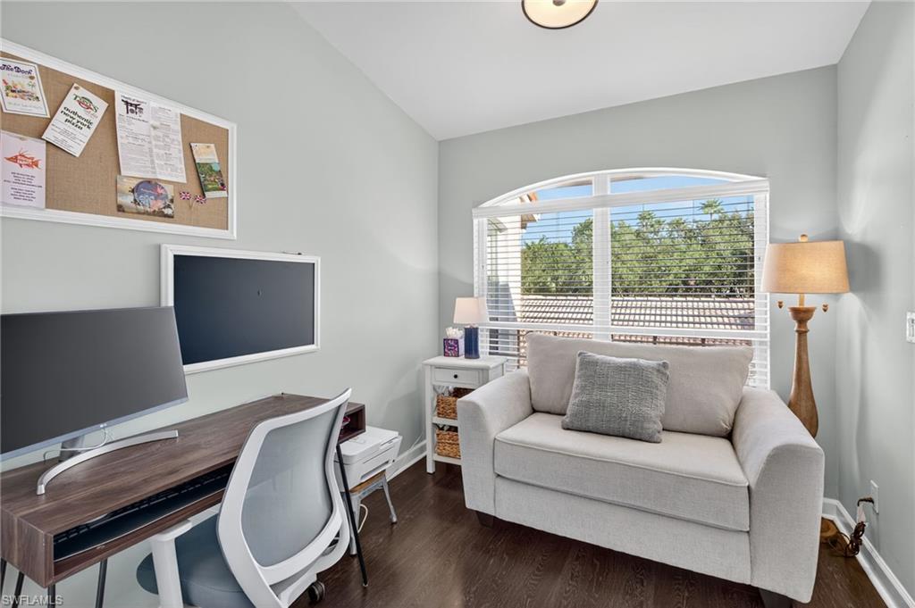 2100 Cascades DR # 4904, NAPLES Unit: 4904