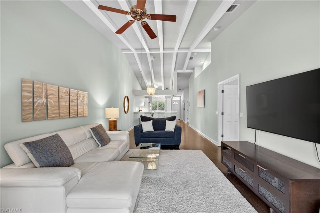 2100 Cascades DR # 4904, NAPLES Unit: 4904