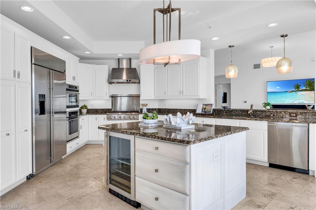 9235 Gulf Shore DR # 01, NAPLES Unit: PH-01