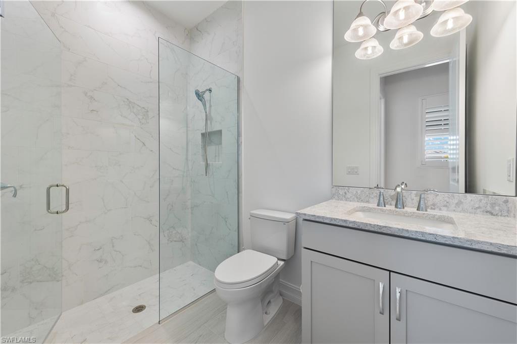 14265 Laguna Springs LN, NAPLES