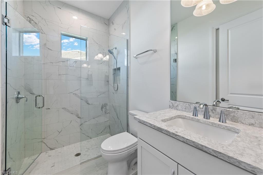 14265 Laguna Springs LN, NAPLES