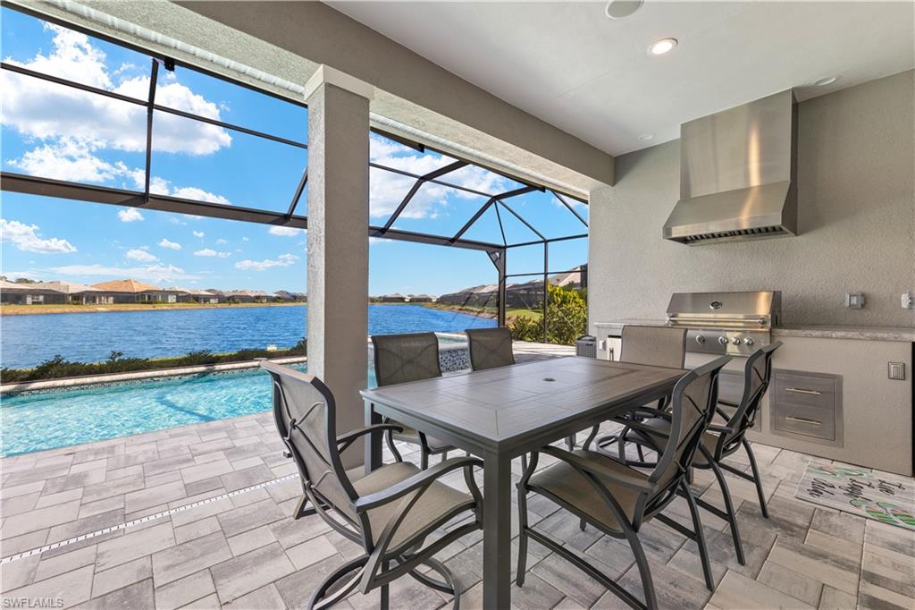 14265 Laguna Springs LN, NAPLES