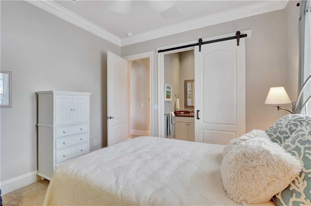 1380 Marlin DR, NAPLES