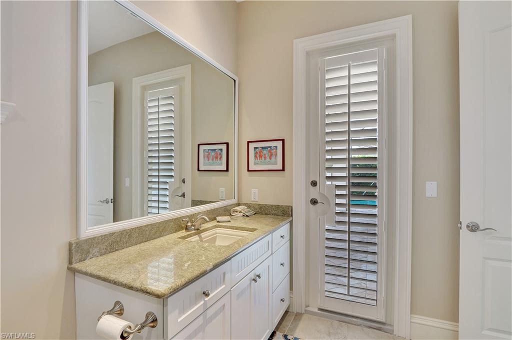 1380 Marlin DR, NAPLES