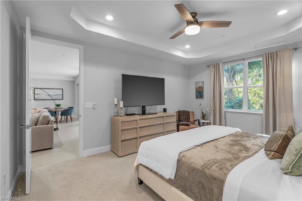 2640 Seychelles CIR # 2802, NAPLES Unit: 2802