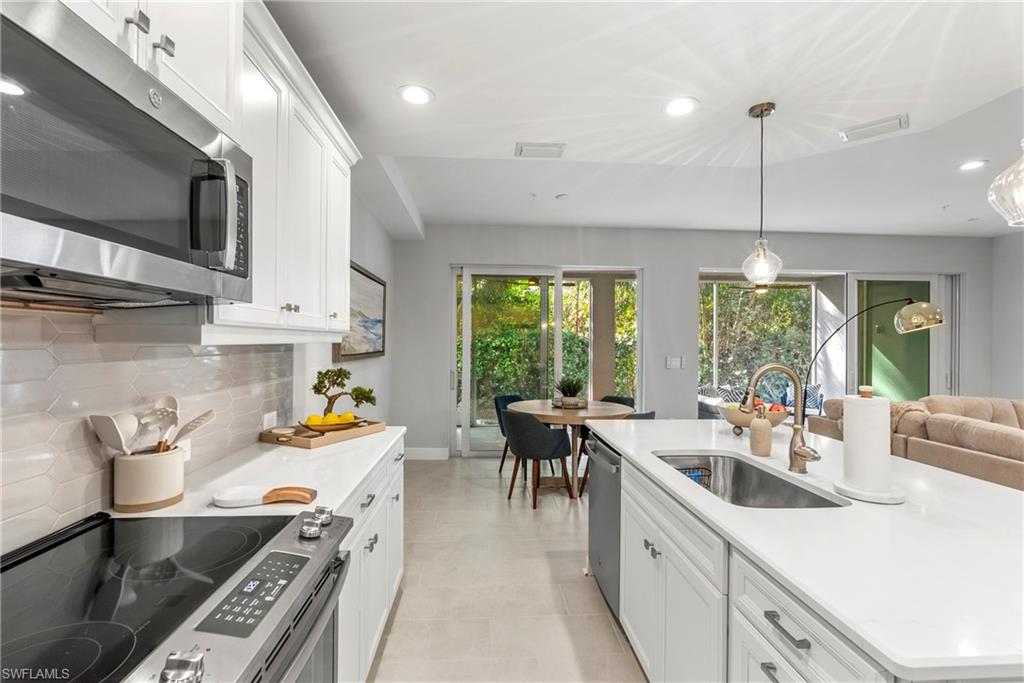 2640 Seychelles CIR # 2802, NAPLES Unit: 2802