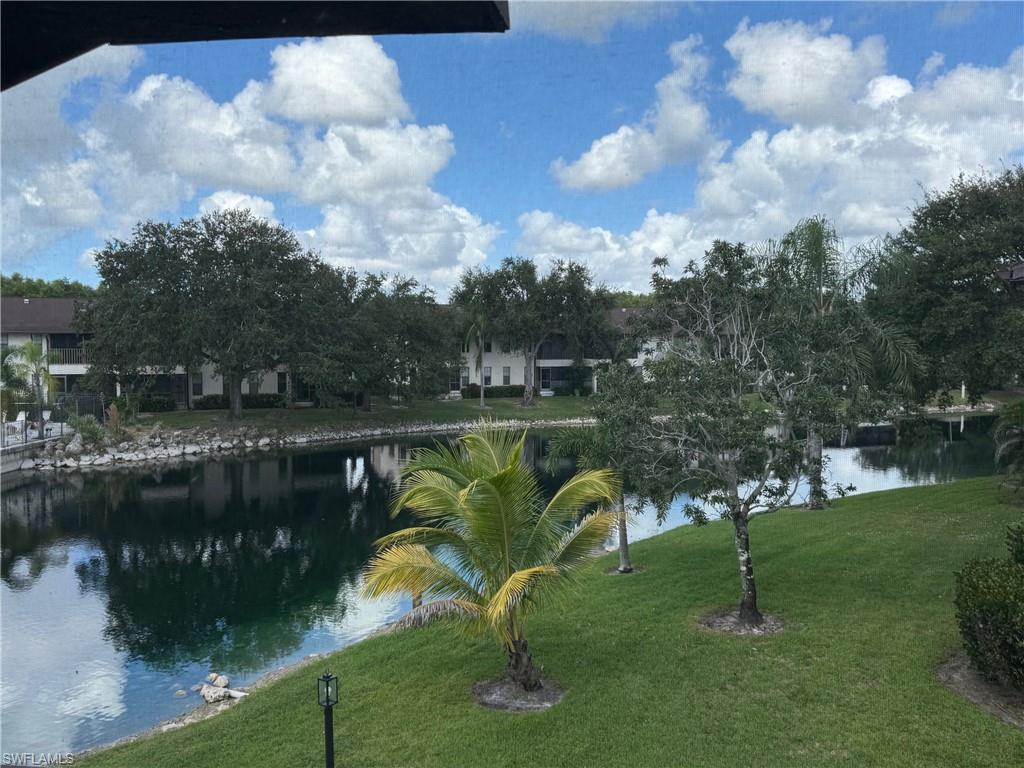 5365 Treetops DR # S206, NAPLES Unit: S206