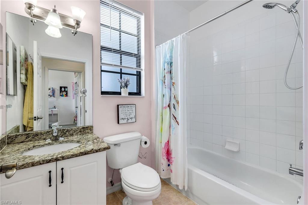 15239 Summit Place CIR # 246, NAPLES Unit: 246