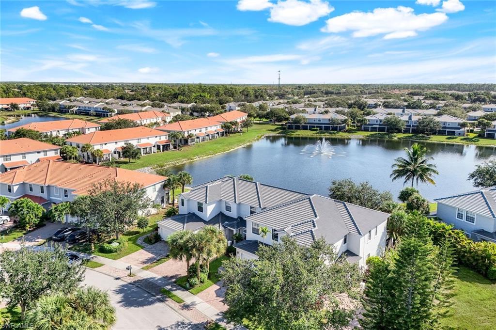 15239 Summit Place CIR # 246, NAPLES Unit: 246