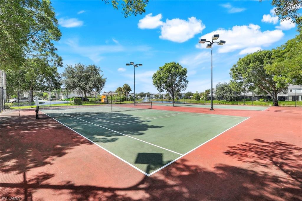 15239 Summit Place CIR # 246, NAPLES Unit: 246