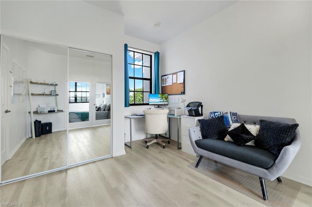 15239 Summit Place CIR # 246, NAPLES Unit: 246