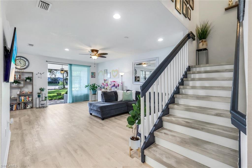 15239 Summit Place CIR # 246, NAPLES Unit: 246