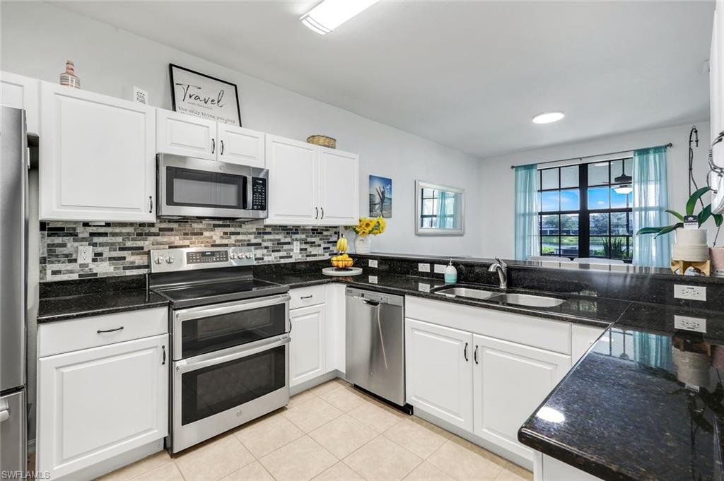 15239 Summit Place CIR # 246, NAPLES Unit: 246
