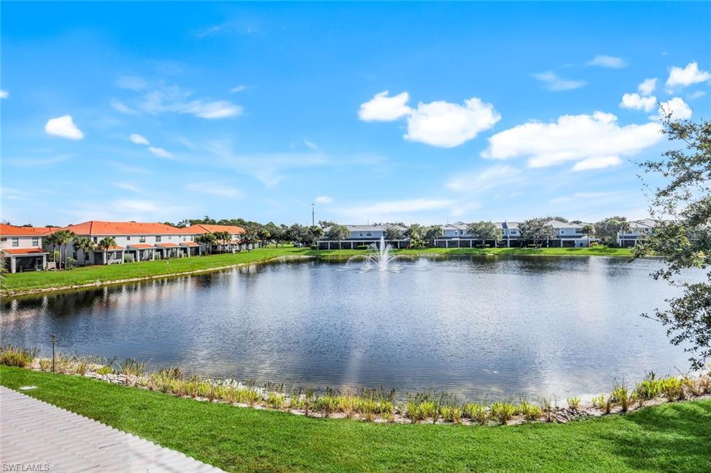 15239 Summit Place CIR # 246, NAPLES Unit: 246