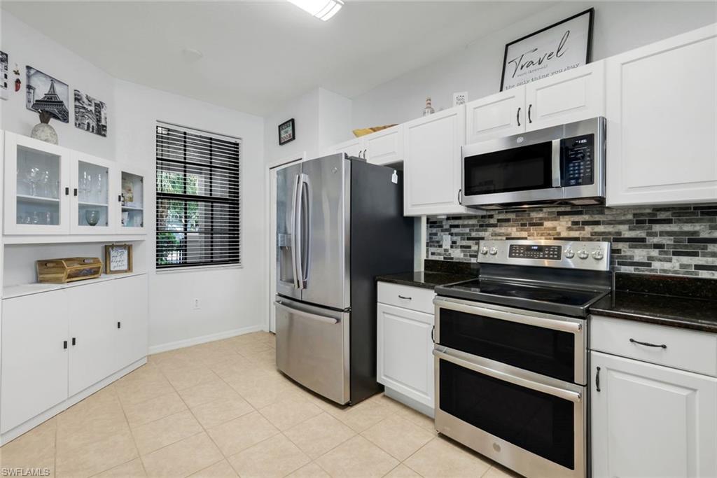 15239 Summit Place CIR # 246, NAPLES Unit: 246