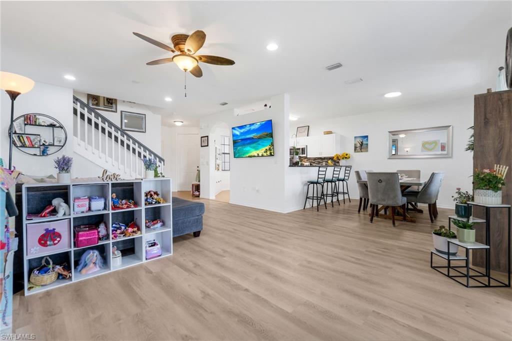 15239 Summit Place CIR # 246, NAPLES Unit: 246