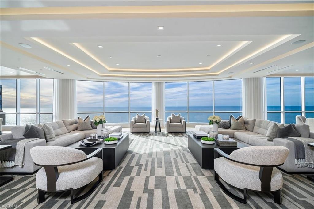 81 Seagate DR, NAPLES Unit: PH20