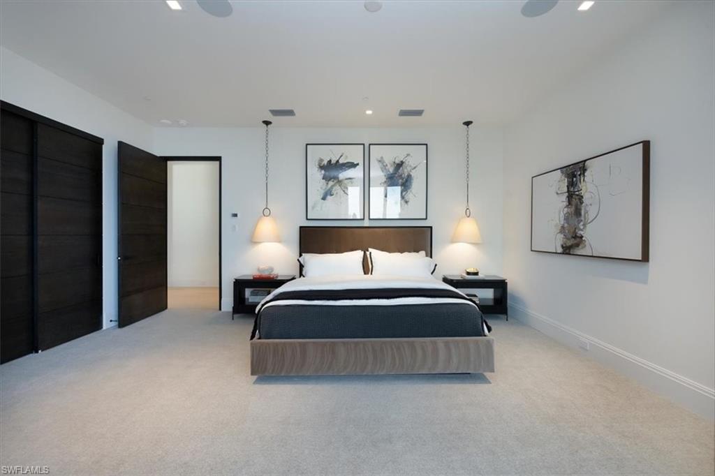 81 Seagate DR, NAPLES Unit: PH20