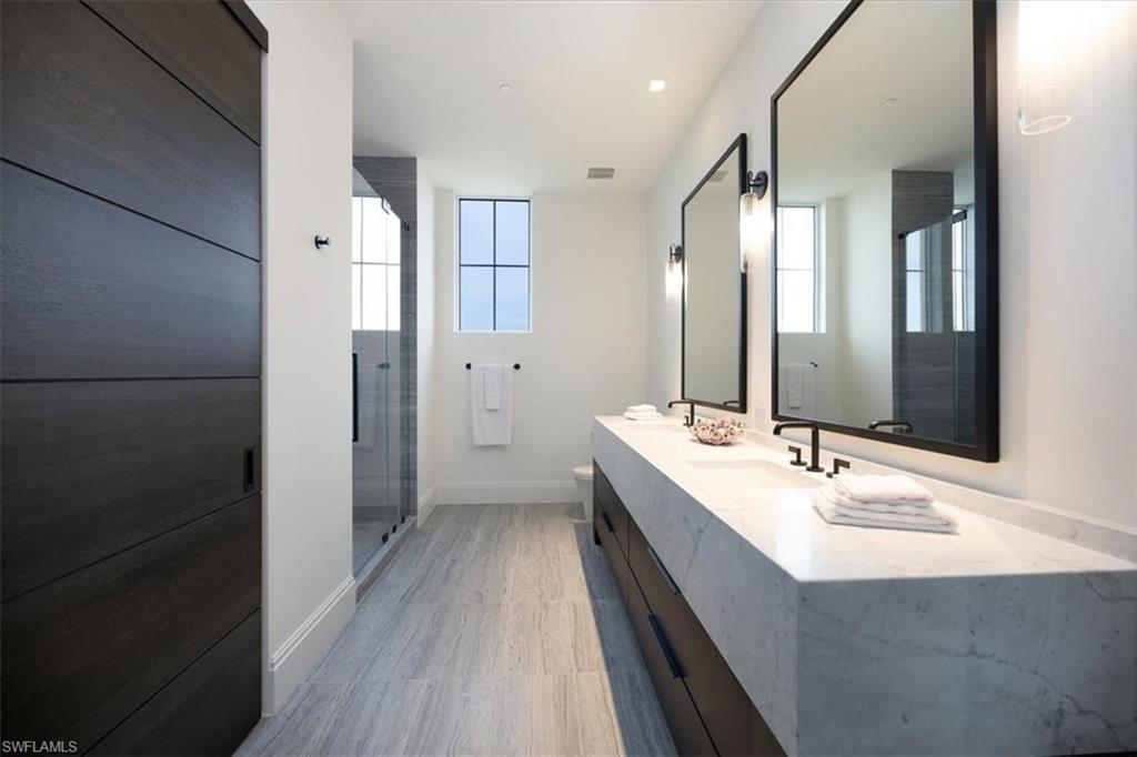 81 Seagate DR, NAPLES Unit: PH20