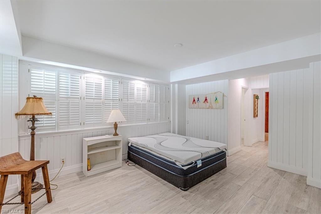 3618 Cottage Club LN, NAPLES