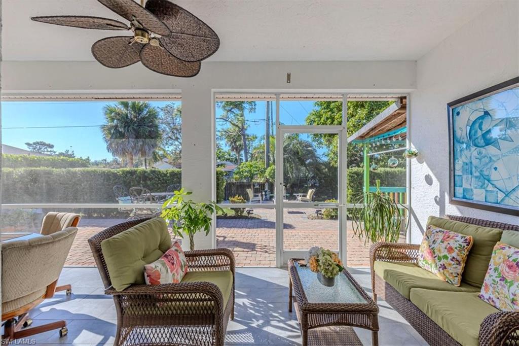 27518 Pinecrest LN, BONITA SPRINGS