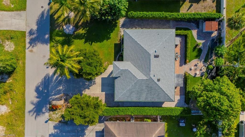 27518 Pinecrest LN, BONITA SPRINGS