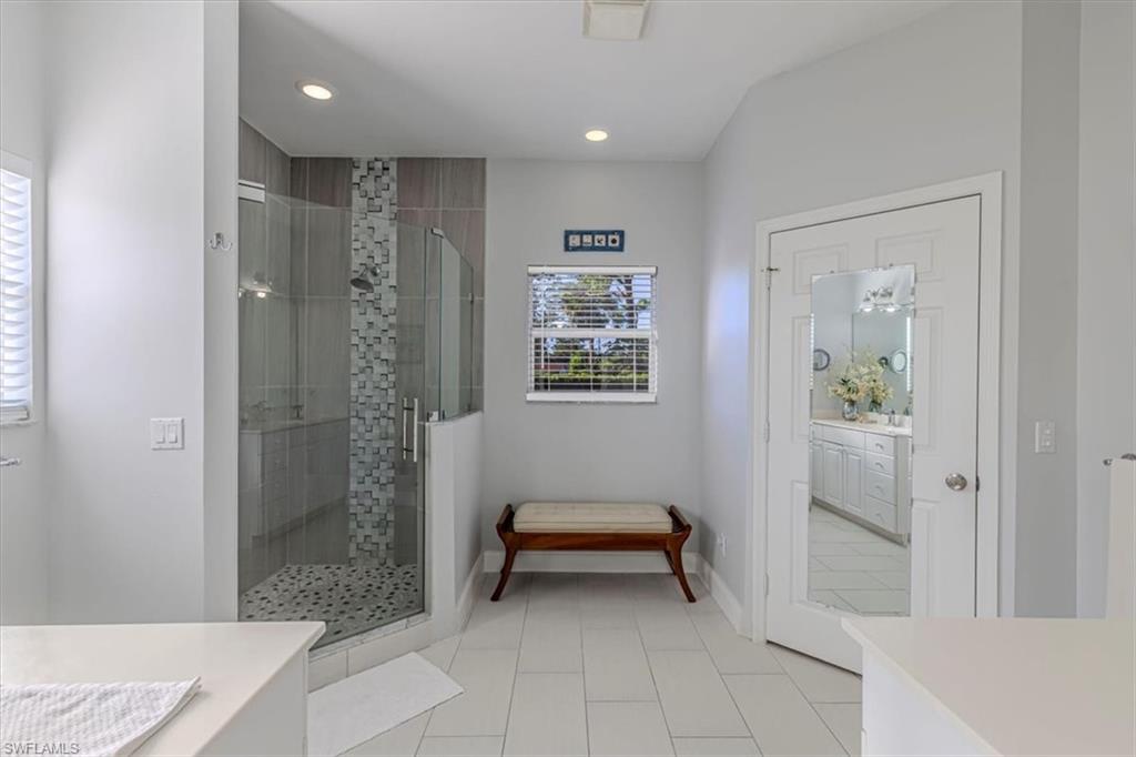 27518 Pinecrest LN, BONITA SPRINGS