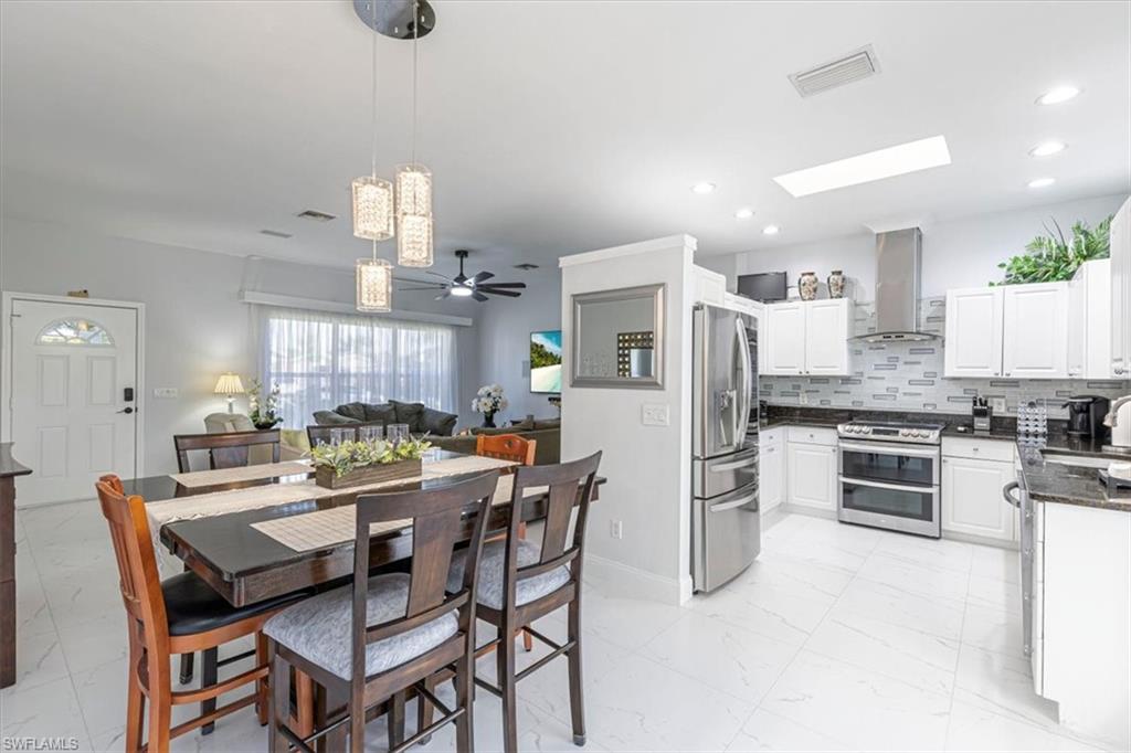 27518 Pinecrest LN, BONITA SPRINGS