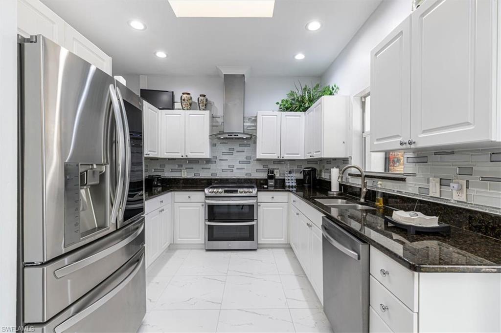 27518 Pinecrest LN, BONITA SPRINGS