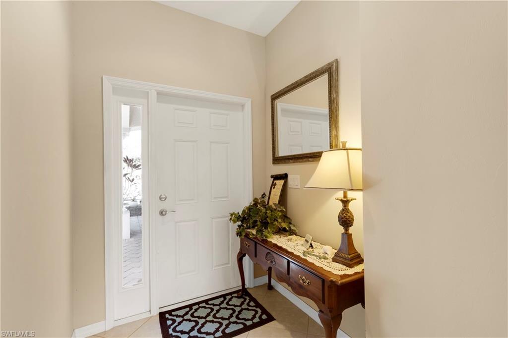 15116 Summit Place CIR # 213, NAPLES Unit: 213